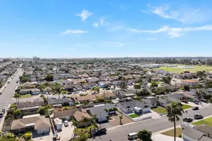 840 Morro Way, Oxnard, CA 93033 - Photo 23