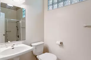 2110 Bermuda Dunes Pl, Oxnard, CA 93036 - Photo 29