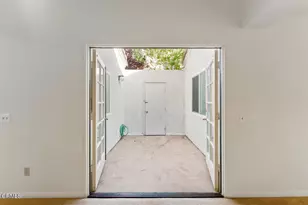 2110 Bermuda Dunes Pl, Oxnard, CA 93036 - Photo 19