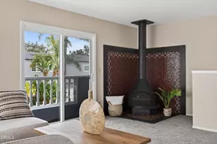 360 Melrose Dr, Oxnard, CA 93035 - Photo 7