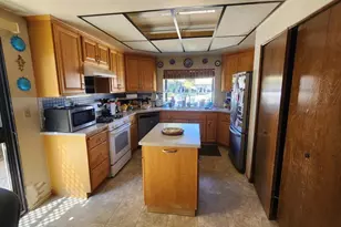 9050 Feather St, Ventura, CA 93004 - Photo 3