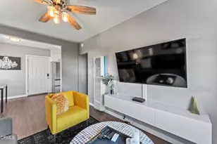 281 W Main St, Ventura, CA 93001 - Photo 47