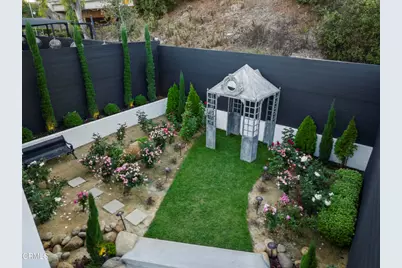 281 W Main Street, Ventura, CA 93001 - Photo 31