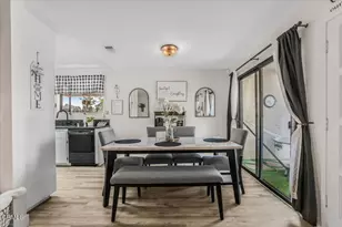 717 Thoreau Ln Ln, Ventura, CA 93003 - Photo 7