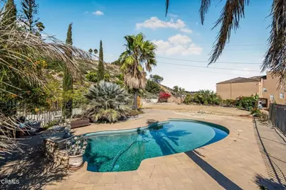 520 E Highland Drive, Camarillo, CA 93010 - Photo 3