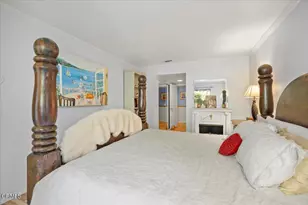 49 Mission Plaza Dr, Ventura, CA 93001 - Photo 19