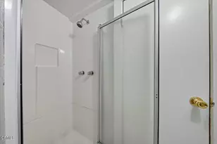 136 W Figueroa St, Santa Barbara, CA 93101 - Photo 25