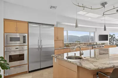 864 Montclair Drive, Santa Paula, CA 93060 - Photo 15