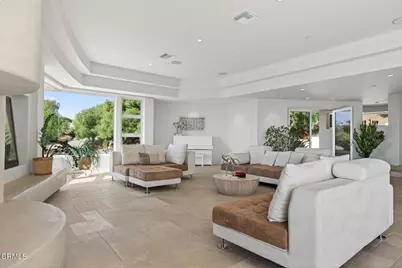 864 Montclair Drive, Santa Paula, CA 93060 - Photo 5