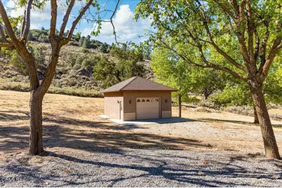 26450 Cumberland Road, Tehachapi, CA 93561 - Photo 43