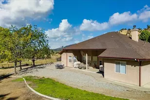 26450 Cumberland Rd, Tehachapi, CA 93561 - Photo 41