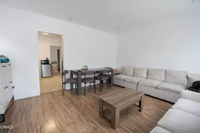 557 561 N North Olive Street Street, Ventura, CA 93001 - Photo 17