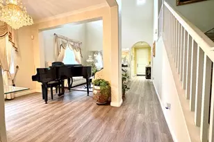 1902 Ribera Dr, Oxnard, CA 93030 - Photo 9