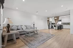 302 Marlee Ln, Camarillo, CA 93012 - Photo 3