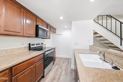 1210 Carlsbad Place, Ventura, CA 93003 - Photo 9