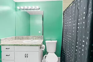 362 W Santa Barbara St, Santa Paula, CA 93060 - Photo 9