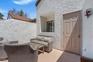 1251 Mission Verde Dr, Camarillo, CA 93012 - Photo 21