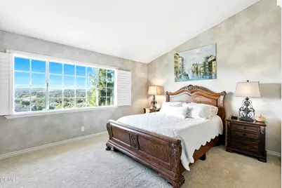 1095 Amberton Lane, Thousand Oaks, CA 91320 - Photo 15