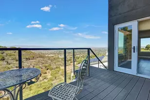 561 S Ventu Park Rd, Newbury Park, CA 91320 - Photo 21