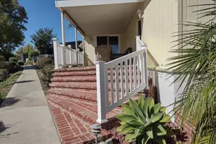 210 Caleta Dr, Camarillo, CA 93012 - Photo 3