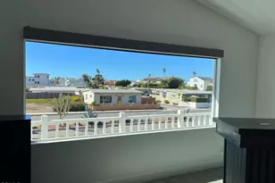 2827 Pierpont Blvd, Ventura, CA 93001 - Photo 7