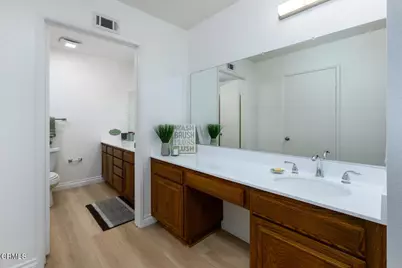 42025 Village 42, Camarillo, CA 93012 - Photo 13