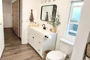 2455 Blueberry Dr, Oxnard, CA 93036 - Photo 21