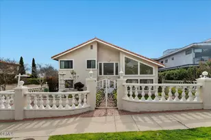 2222 Pier Ave, Santa Monica, CA 90405 - Photo 1