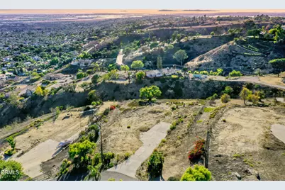 67 Santa Cruz Way, Camarillo, CA 93010 - Photo 3