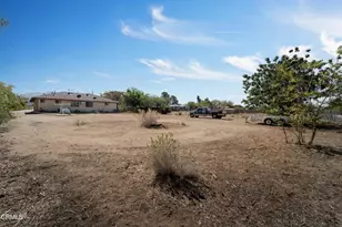 13205 E Ave W 11, Pearblossom, CA 93553 - Photo 35