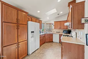 24 Via Rosal, Camarillo, CA 93012 - Photo 15