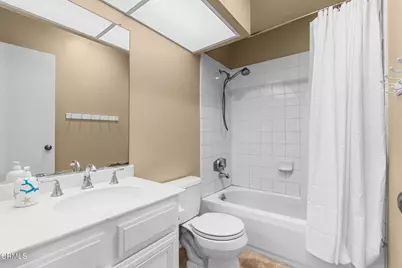 18360 Collins Street #L, Tarzana, CA 91356 - Photo 13