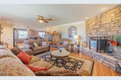 4716 Columbia Way, Quartz Hill, CA 93536 - Photo 15