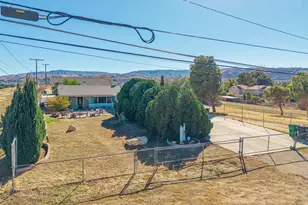 4716 Columbia Way, Quartz Hill, CA 93536 - Photo 43