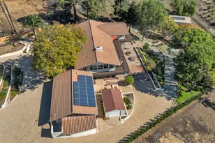 136 Cerro Crest Dr, Camarillo, CA 93010 - Photo 41