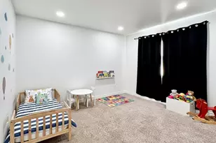 129 E Ventura St, Santa Paula, CA 93060 - Photo 5