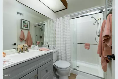 38003 Village 38, Camarillo, CA 93012 - Photo 15