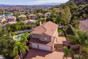 30456 Star Canyon Pl, Castaic, CA 91384 - Photo 5