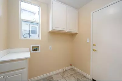 30456 Star Canyon Place, Castaic, CA 91384 - Photo 17