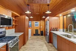 12752 Sisar Rd, Ojai, CA 93023 - Photo 19