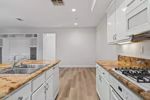 337 Feather River Pl, Oxnard, CA 93036 - Photo 17