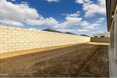 8806 Roverton Court, Bakersfield, CA 93314 - Photo 47