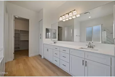 8806 Roverton Court, Bakersfield, CA 93314 - Photo 37