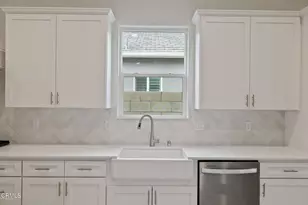 8806 Roverton Ct, Bakersfield, CA 93314 - Photo 17