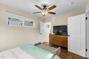 308 S Redondo Ave, Manhattan Beach, CA 90266 - Photo 19