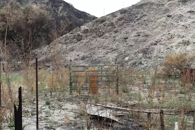 31029 Hasley Canyon Road, Castaic, CA 91384 - Photo 19