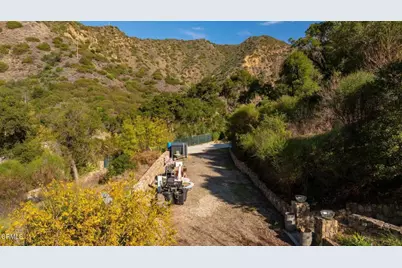 16840 Maricopa Highway, Ojai, CA 93023 - Photo 13