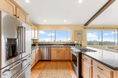 2417 Calle Linares, Santa Barbara, CA 93109 - Photo 11