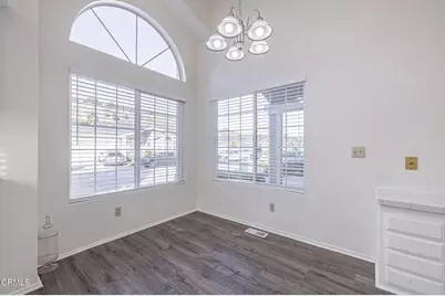 20046 Canyon View Drive, Santa Clarita, CA 91351 - Photo 17