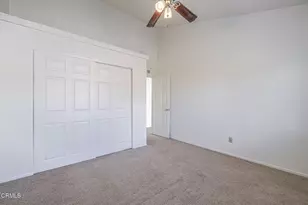 20046 Canyon View Dr, Santa Clarita, CA 91351 - Photo 37